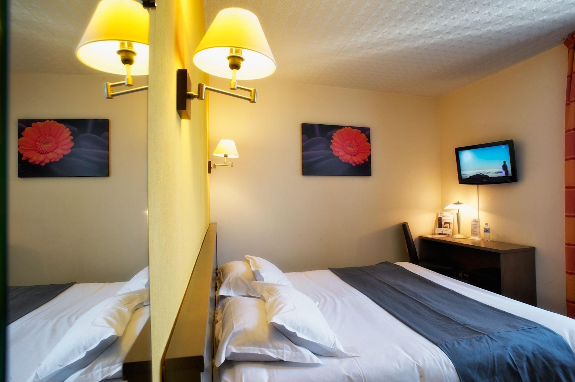 Brit Hotel Le Surcouf Сен Мало Екстериор снимка