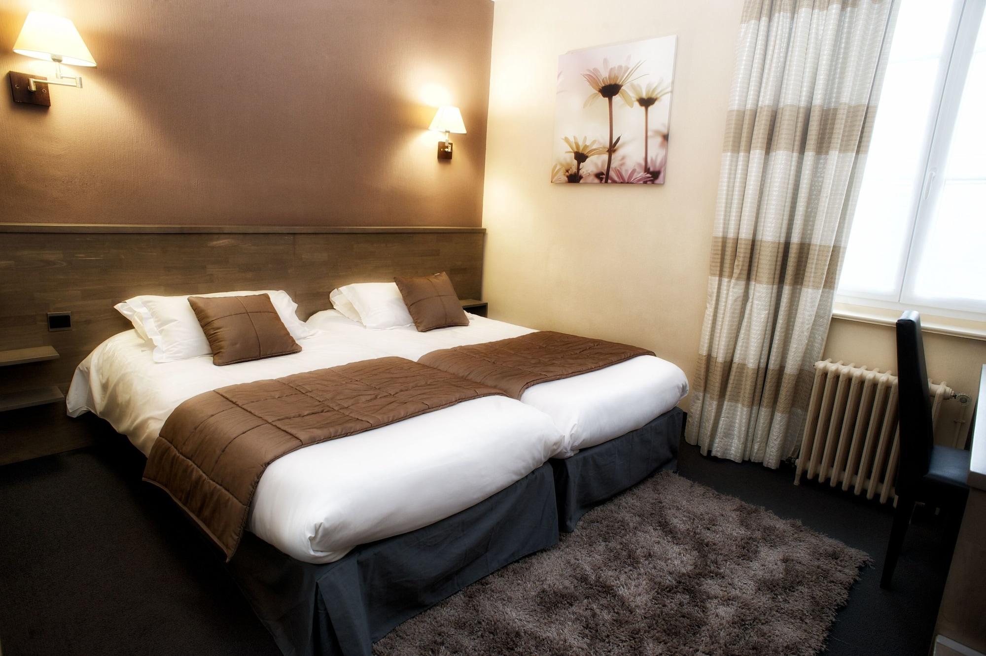Brit Hotel Le Surcouf Сен Мало Екстериор снимка
