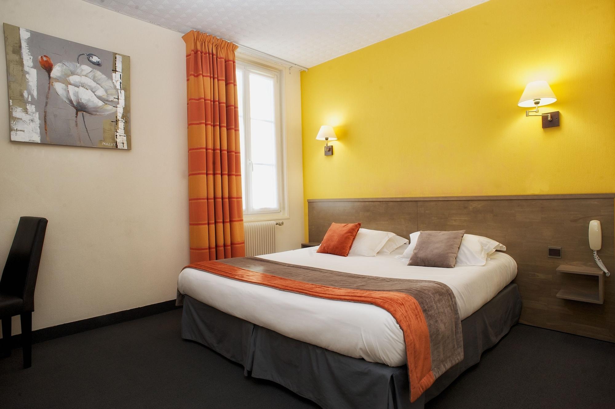 Brit Hotel Le Surcouf Сен Мало Екстериор снимка