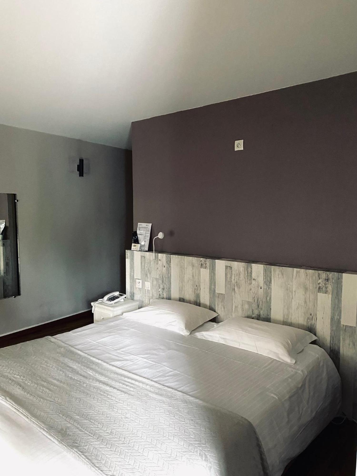 Brit Hotel Le Surcouf Сен Мало Екстериор снимка