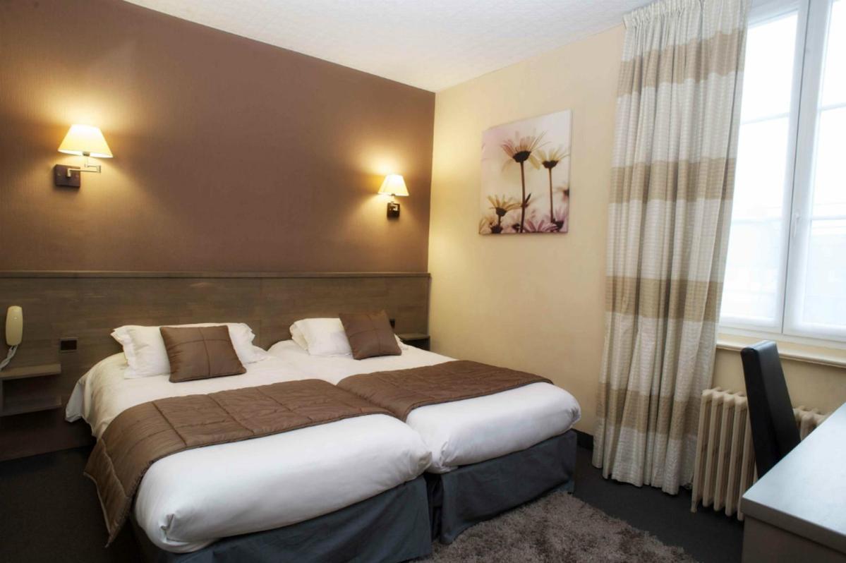 Brit Hotel Le Surcouf Сен Мало Екстериор снимка