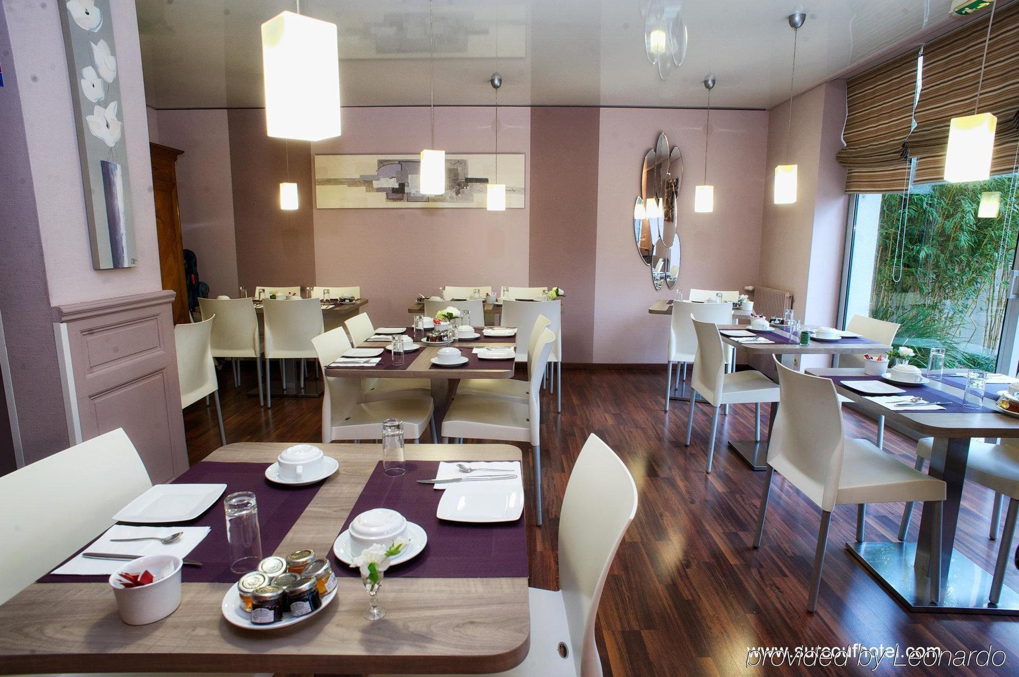 Brit Hotel Le Surcouf Сен Мало Екстериор снимка